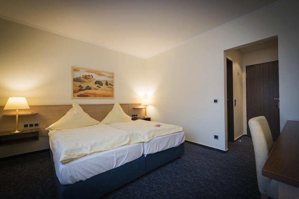Hotel Luecke Rheine Buitenkant foto